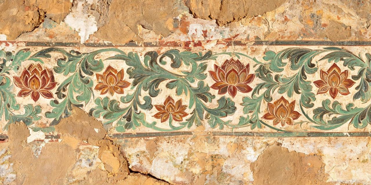 Lotus-Acanthus Border